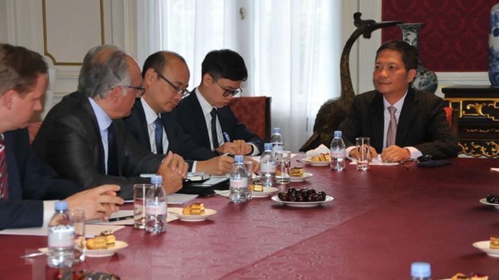 European enterprises back early signing of EVFTA