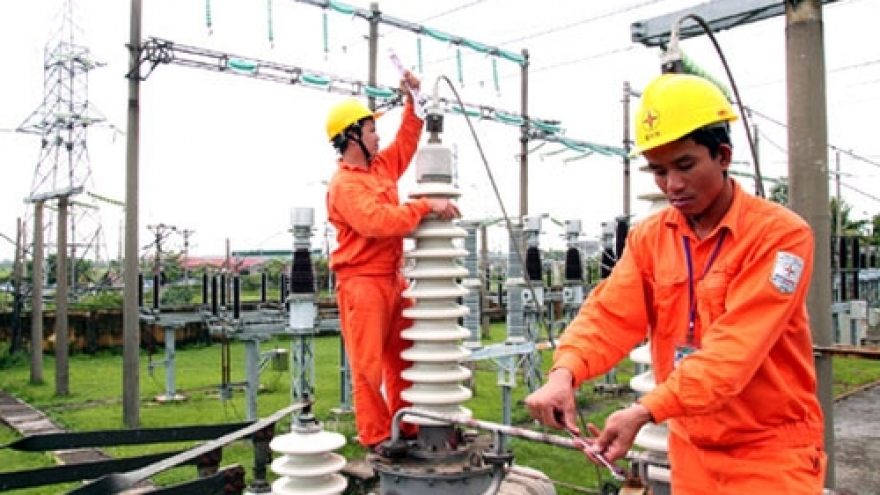 
        EVN focuses on completion of key power projects
                              