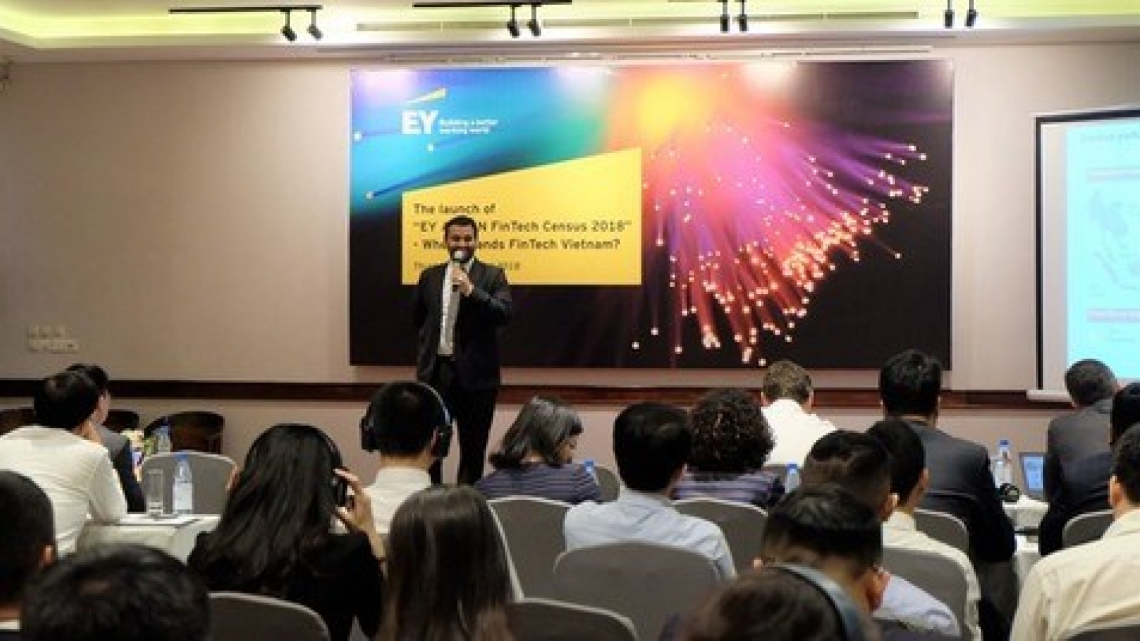 About US$129 million poured into fintech industry