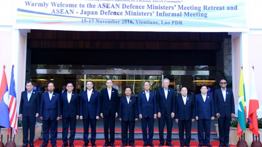 Vietnam urges closer cooperation in ASEAN to address East Sea issue