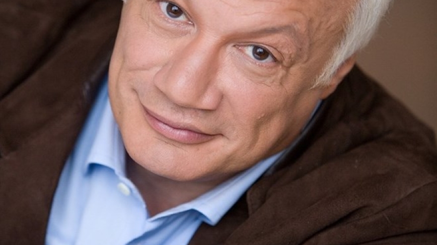 Well-known writer Eric-Emmanuel Schmitt to come to Hanoi