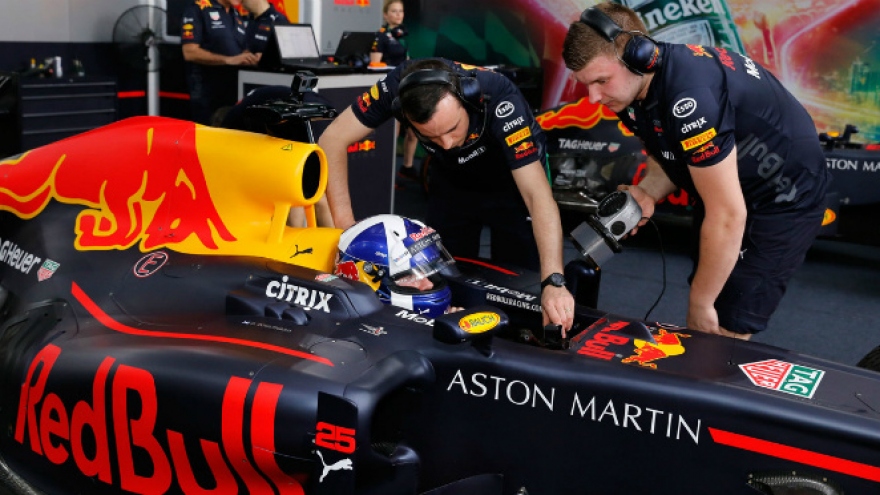 David Coulthard to drive on Hanoi streets to mark Vietnam F1 debut