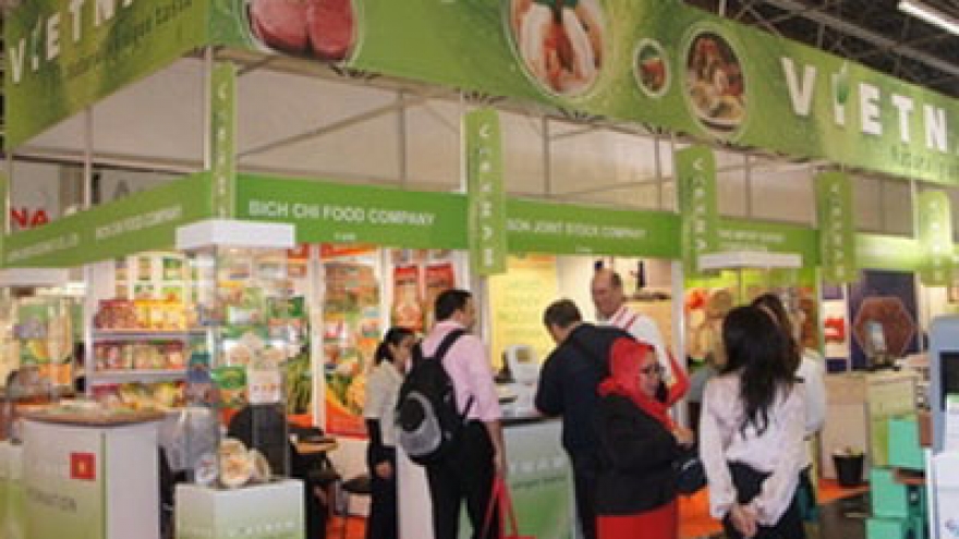Vietnam attends int’l food and beverage fair ANUGA 2013