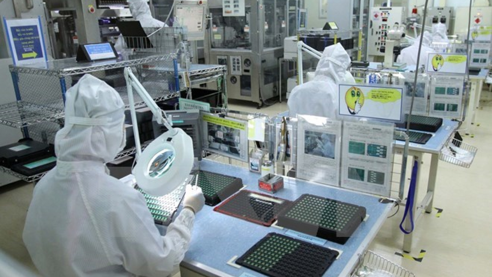 Opportunities, challenges lie ahead under EU-Vietnam FTA