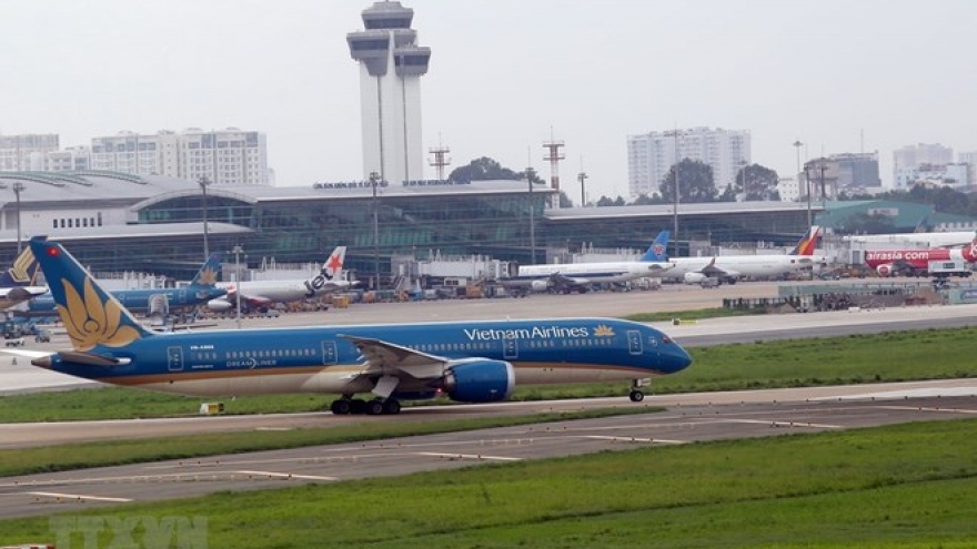FLC proposes building passenger terminal in Tan Son Nhat airport