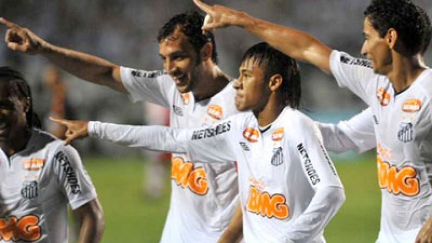 ASIAD football: Vietnam moves to next round