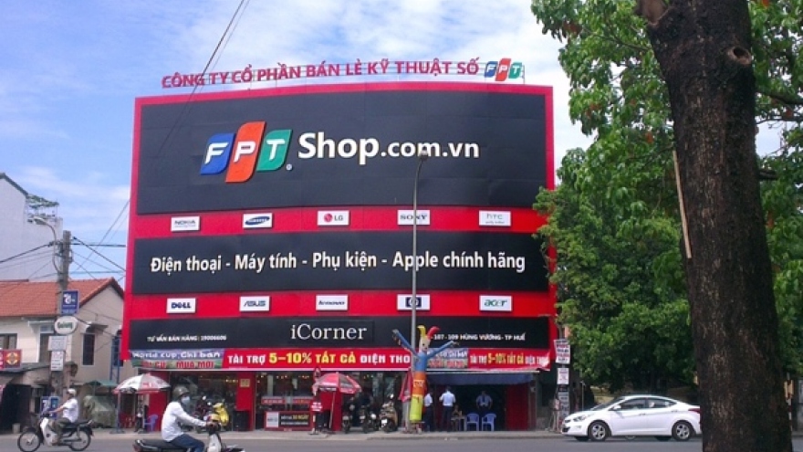 Will FPT Shop fall into Thai or Japanese hands?