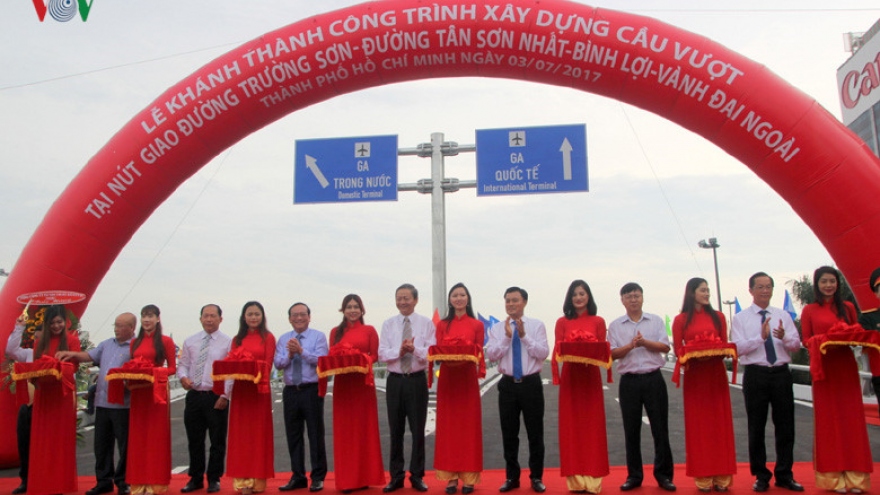 Tan Son Nhat Airport flyovers in HCM City open to public