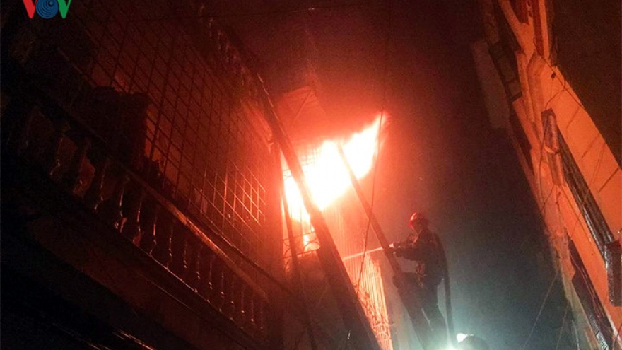 Hanoi fire kills 2, injures 1