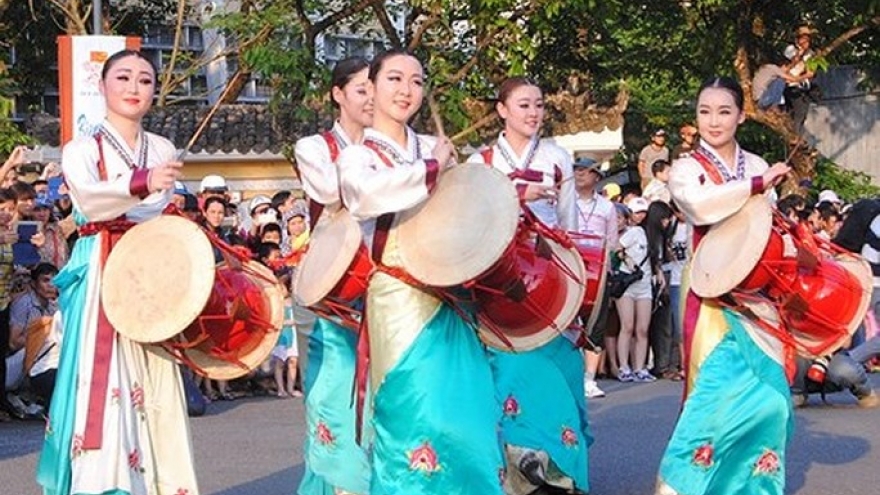 Unmissable festivals for the national holidays