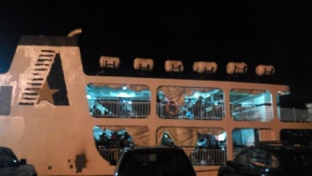 Malaysia deports 400 Filipino illegal immigrants