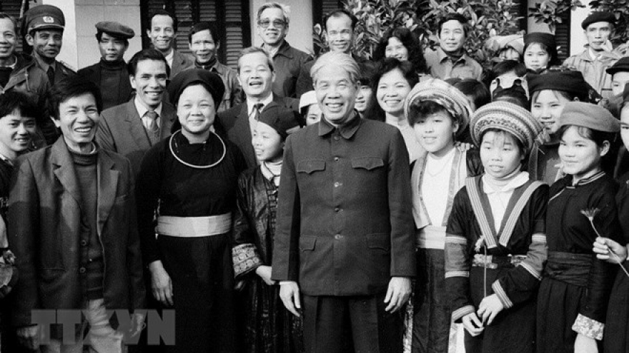 Former Party chief Do Muoi: deserving disciple of President Ho Chi Minh