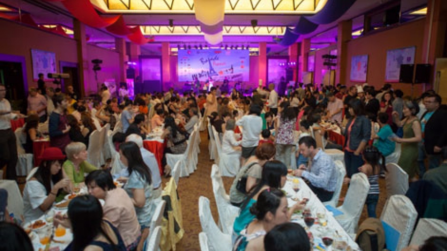 Festival features French food and wine