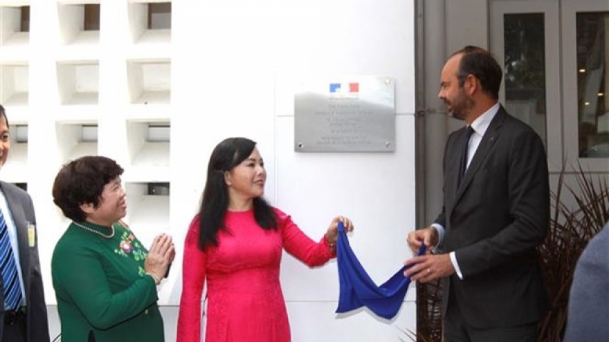 French PM attends inauguration of French medical centre in HCM City