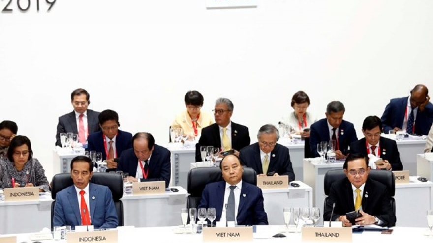 Prime Minister Phuc joins activities at 14th G20 Summit