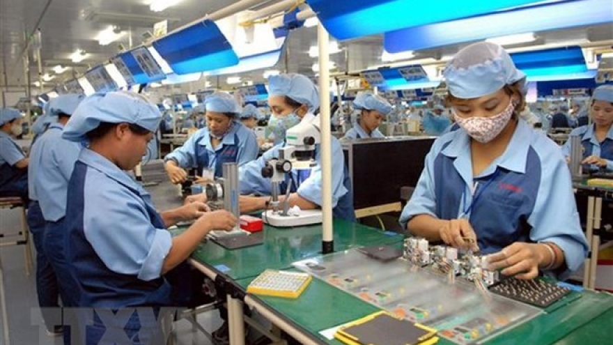 Vietnam aims for 6.8 percent GDP growth in 2020
