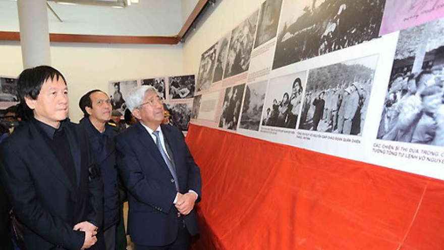 Photos of late General Vo Nguyen Giap on display