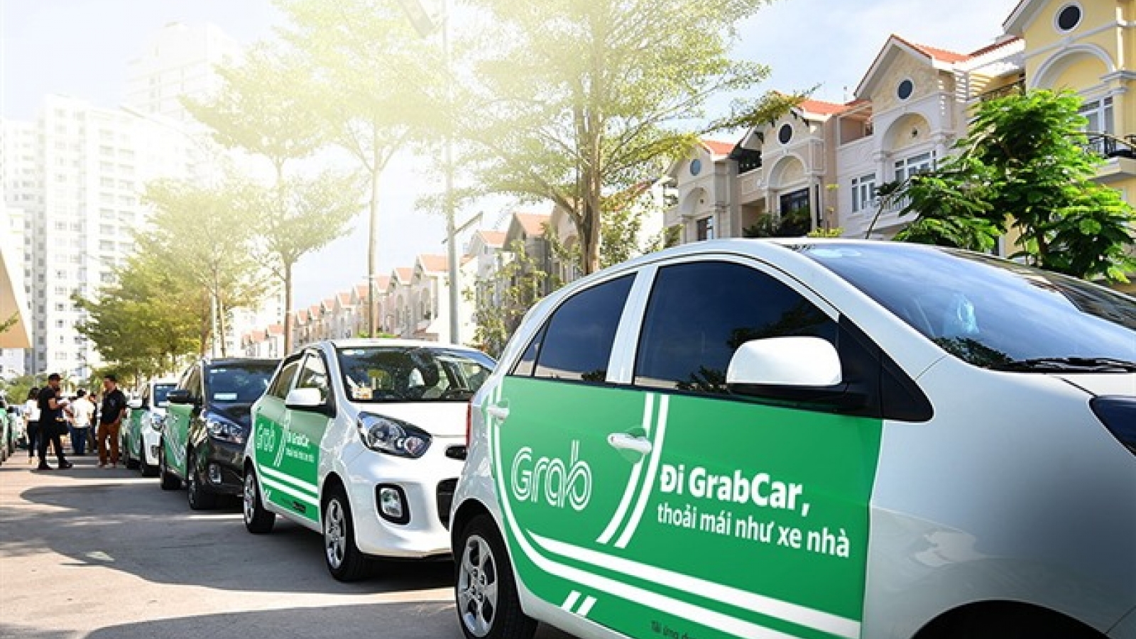 Driver hurt in grab, Uber, taxi price war