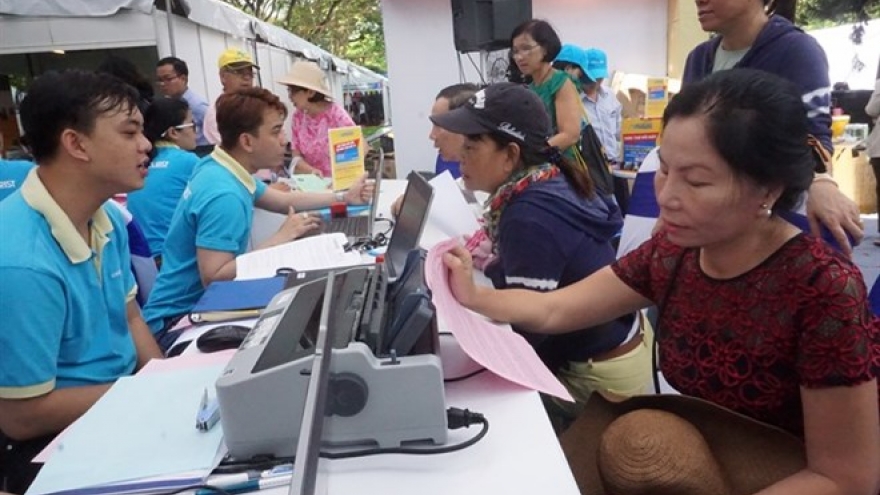 Bookings for holiday tours rise, prices steady