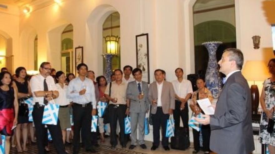Social network for French teachers launched in Vietnam