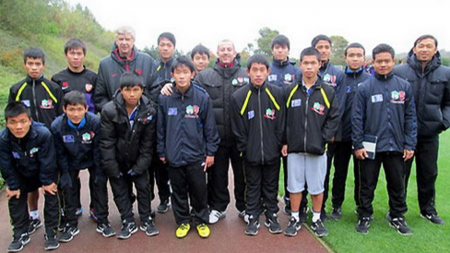 Four young footballers to play for Arsenal squad