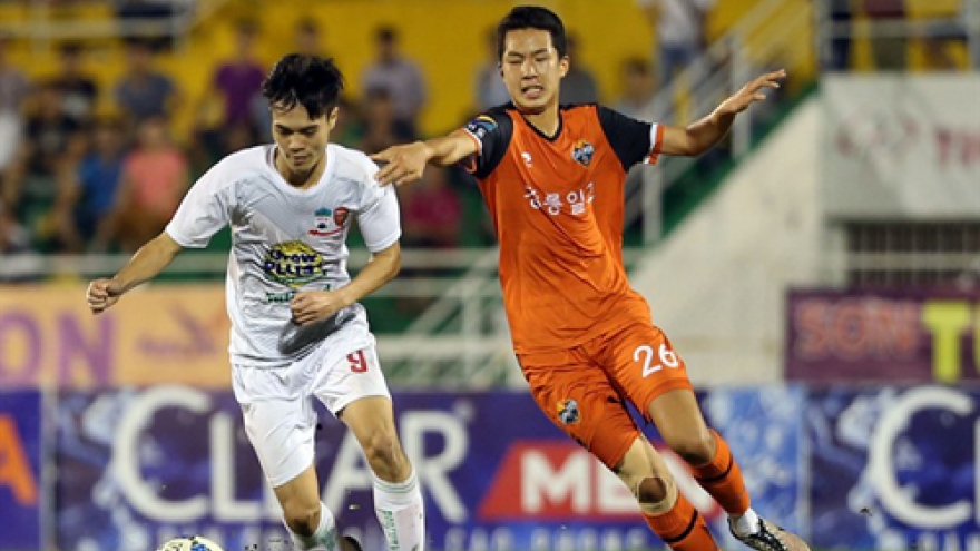 Vietnam, Hoang Anh Gia Lai in U-21 semis