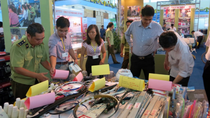 Vietnamese Goods Fair opens in Hanoi