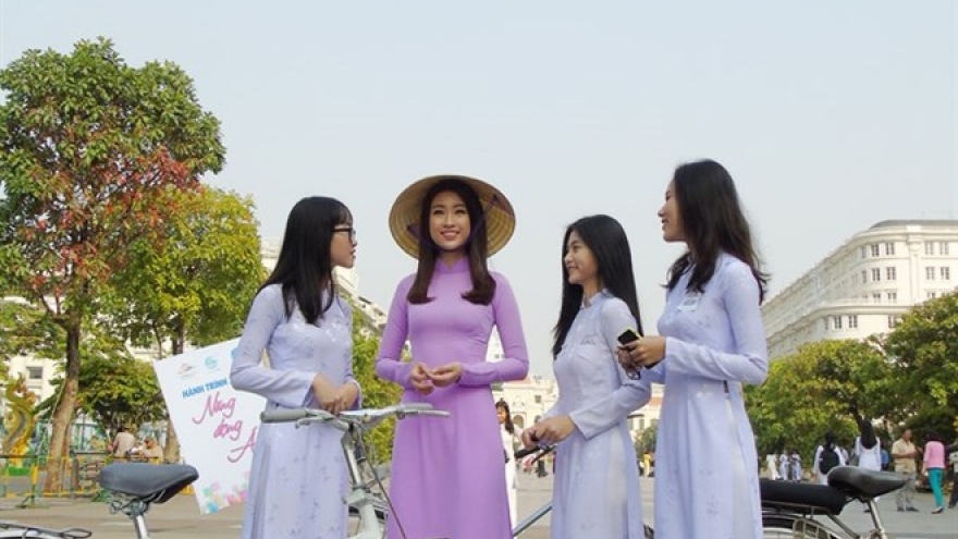 HCM City to host ao dai festival in March