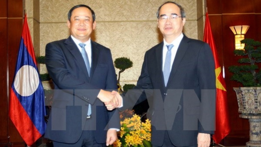 HCM City vows concerted efforts to tighten links with Laos