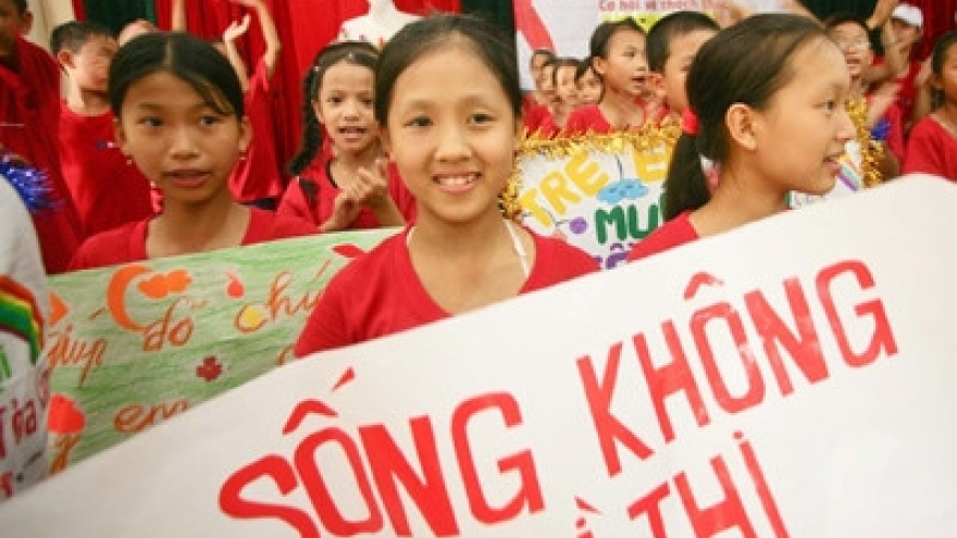 
        Vietnam’s national plan of action for children affected by HIV
                              