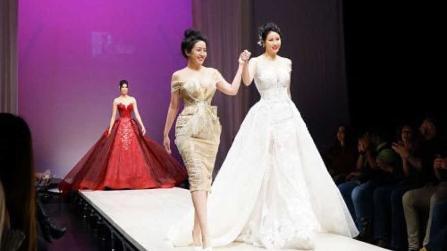
        Ha Kieu Anh struts Canada show catwalk
                          
                      