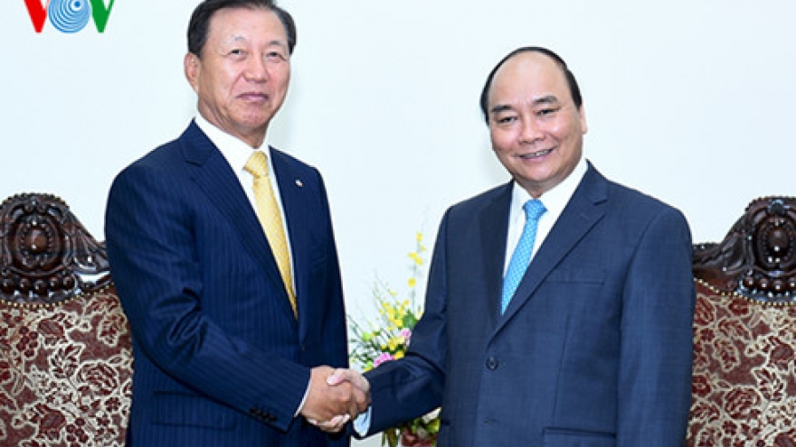 PM welcomes RoK’s groups to invest in Vietnam
