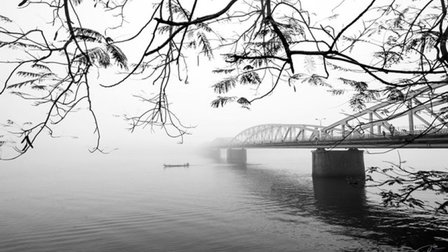 Hue charming and romantic in fog