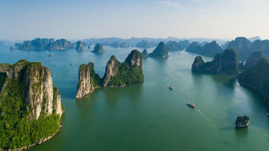 Ha Long Bay with eye-popping views