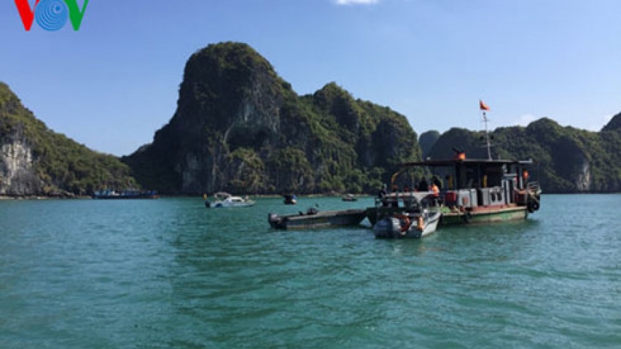 Authorities find body of man who drowned in Ha Long Bay