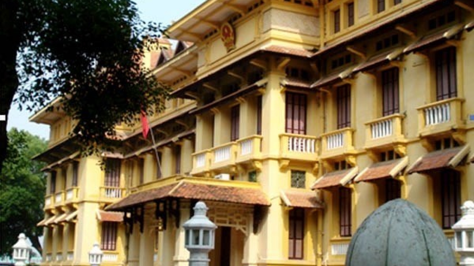 Discover Hanoi history with a walking tour of Ba Dinh