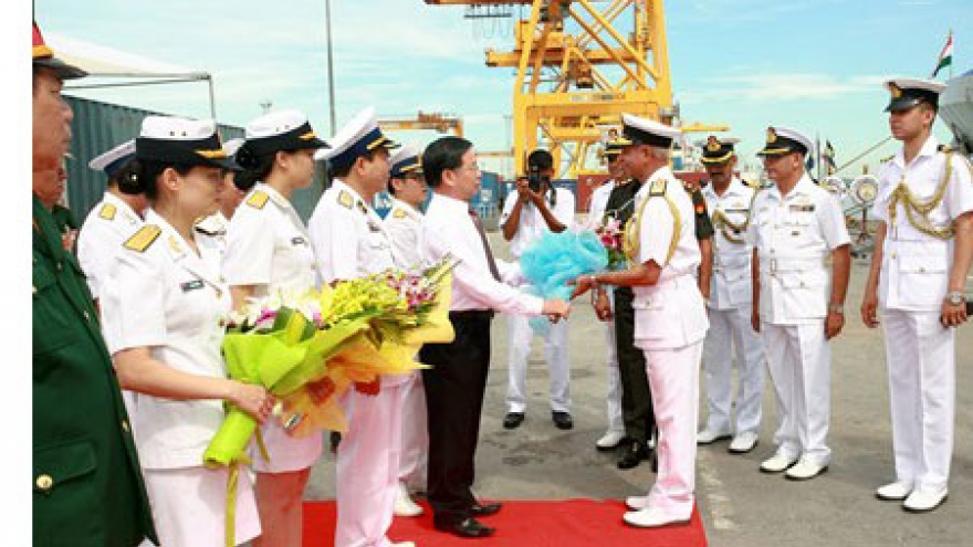 Indian Naval Ship visits Haiphong