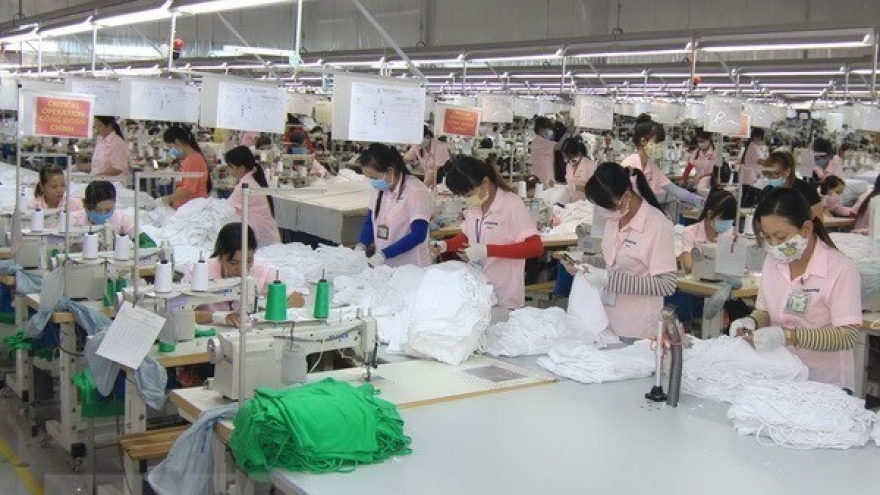 Hai Duong attracts further investment in industrial zones