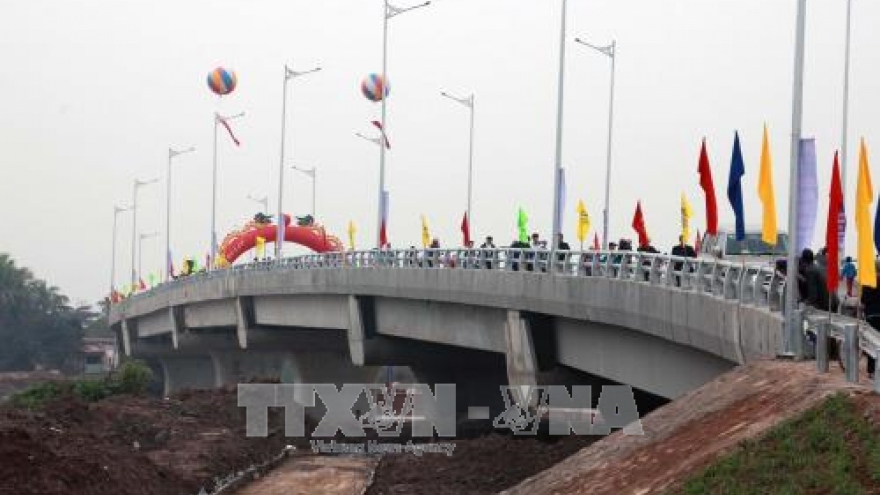 Two bridges in northern Hai Phong City open to traffic