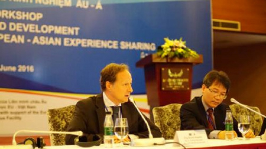 Int'l maritime security seminar concludes in Ha Long
