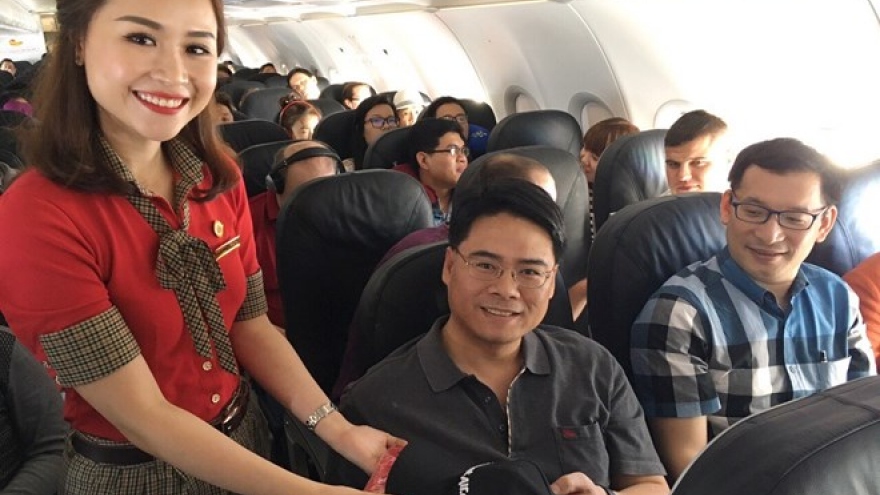 
        Vietjet celebrates new Ho Chi Minh City - Hong Kong route
                              