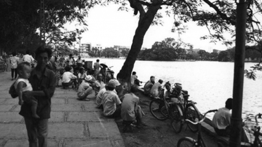 Vietnamese life in the 1990s