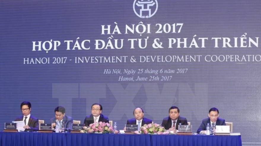 Hanoi investment conference brings in trillions of VND