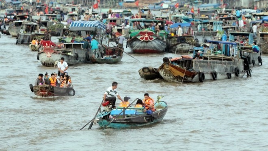 Hanoi cultural week features Cai Rang floating market