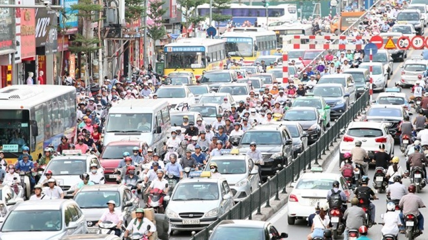 Hanoi must improve vehicle recovery services