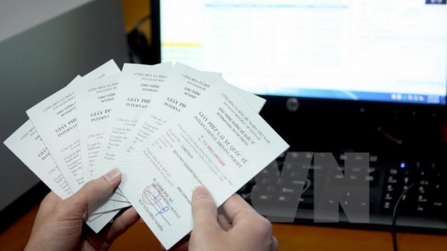 Hanoi to issue international driving licences online