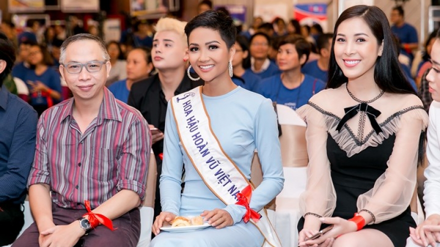 H’Hen Nie joins national campaign in support of people with HIV 