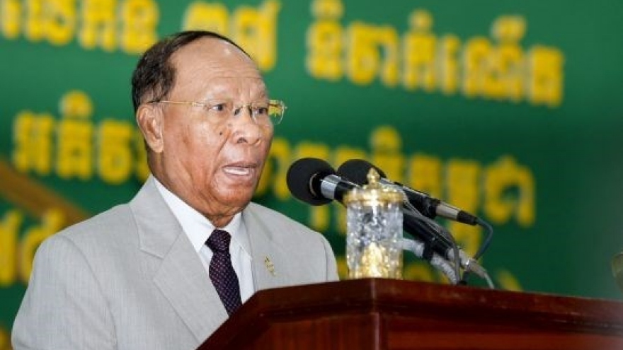 Cambodian NA President begins official visit to Vietnam