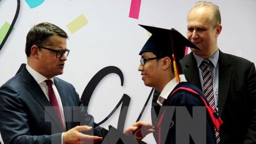 NA Chairman greets Hessen State Science Minister