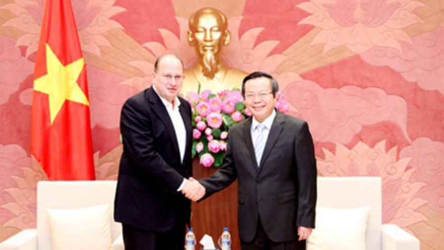 NA Vice Chairman receives US-ASEAN Business Council President